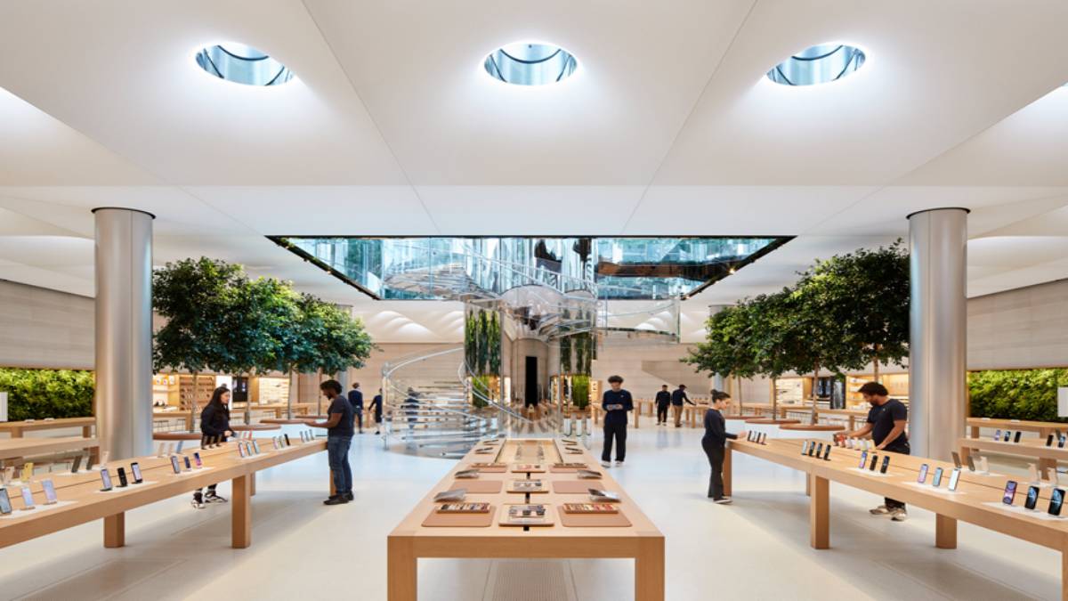 iPhone 17 के लॉन्च से पहले Apple जल्द खोलेगा इस शहर में अपना नया शोरूम