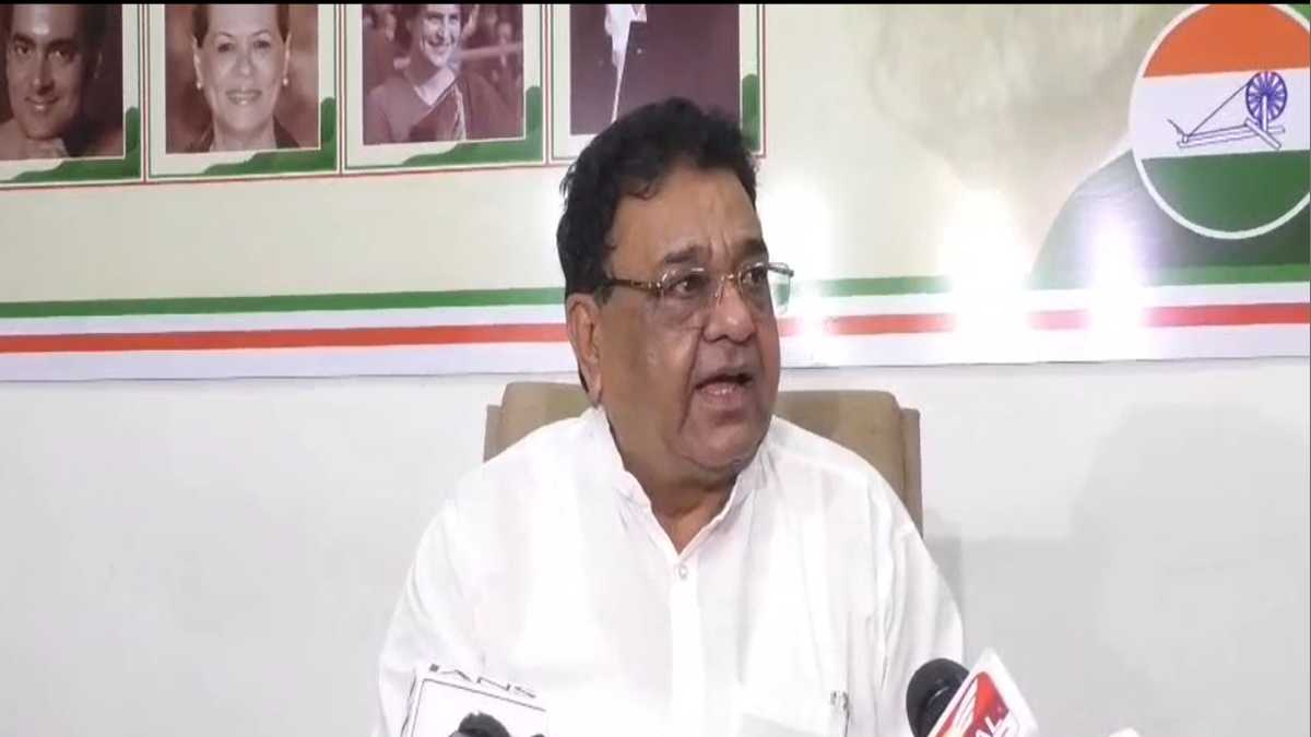 कांग्रेस नेता के बिगड़े बोलः मीडिया विभाग के अध्यक्ष ने अधिकारियों की कुत्ते से की तुलना, वीडियो वायरल