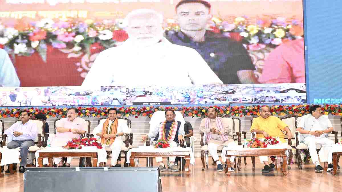 प्रधानमंत्री किसान सम्मान निधि की 20वीं किश्त जारी : मुख्यमंत्री साय ने कहा – समृद्ध और खुशहाल किसान  विकसित छत्तीसगढ़ का मजबूत आधार