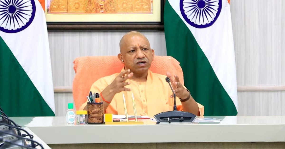 समीक्षा बैठक में सीएम योगी की अधिकारियों को चेतावनी, कहा- जन शिकायतों के यथोचित समाधान में लापरवाही अक्षम्य, आगामी त्योहारों को लेकर दिए निर्देश