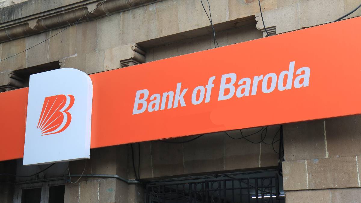 फेस्टिव सीजन में Bank Of Baroda का बड़ा तोहफा! सस्ते हुए होम और कार लोन, EMI में होगी बचत