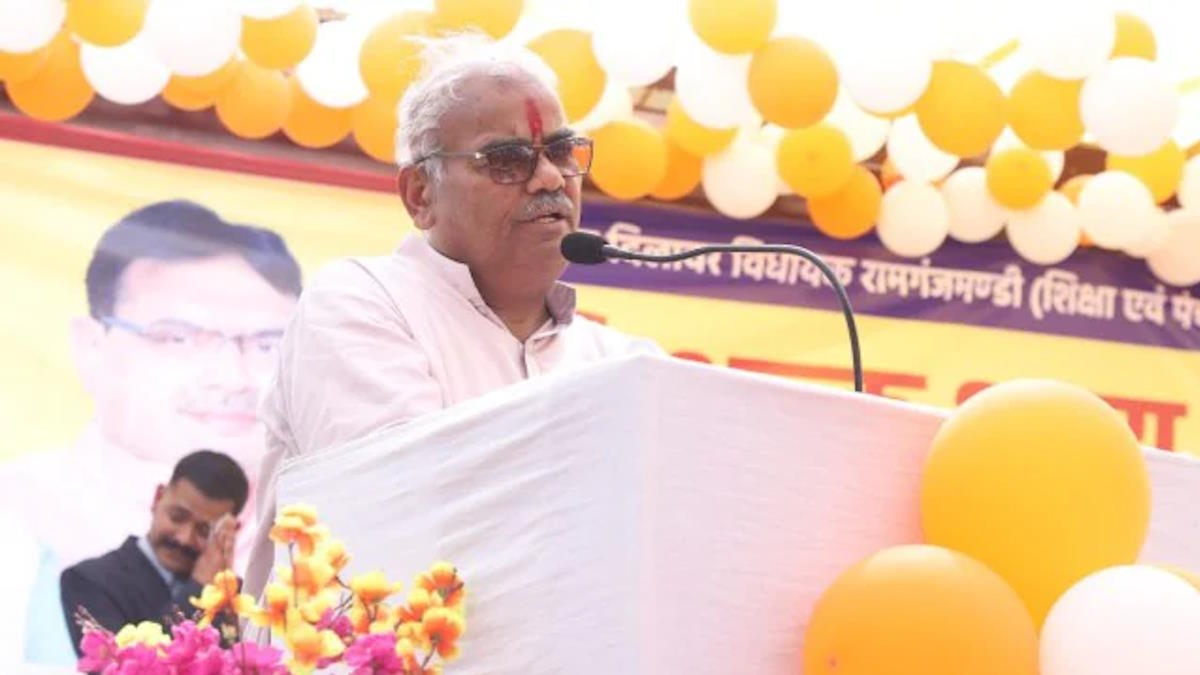राजस्थान ने तीन सरकारी विभागों के लिए विदेशी वस्तुओं की खरीद पर लगाया प्रतिबंध, शिक्षा मंत्री ने दी जानकारी