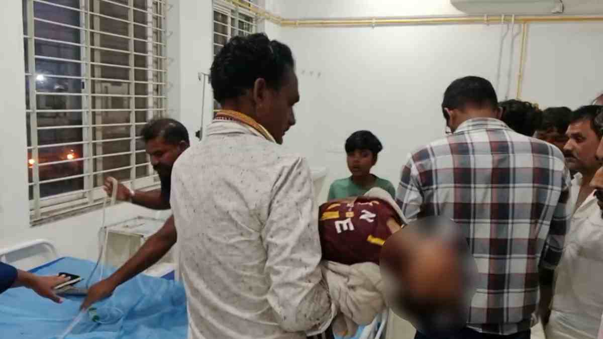 3 साल के मासूम की दर्दनाक मौत: खेलते हुए कीचड़ से भरे गड्ढे में गिरा, बच्चे को लेकर अस्पतालों के चक्कर काटते रहे परिजन