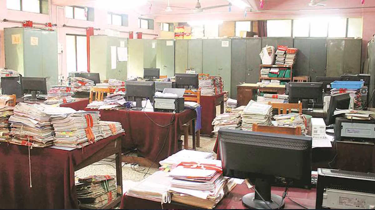 कार्यालयों में सालों से रखे हैं दस्तावेज, अब 60 दिन में किया जाएगा नष्ट…