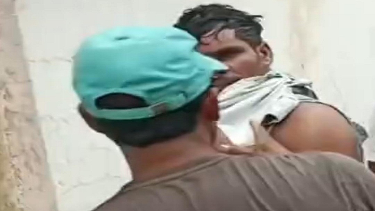 पति, पत्नी और प्रेमी के बीच महिला हेल्पलाइन में हुआ विवाद, बनी गहमा-गहमी , जानें क्या है पूरा मामला