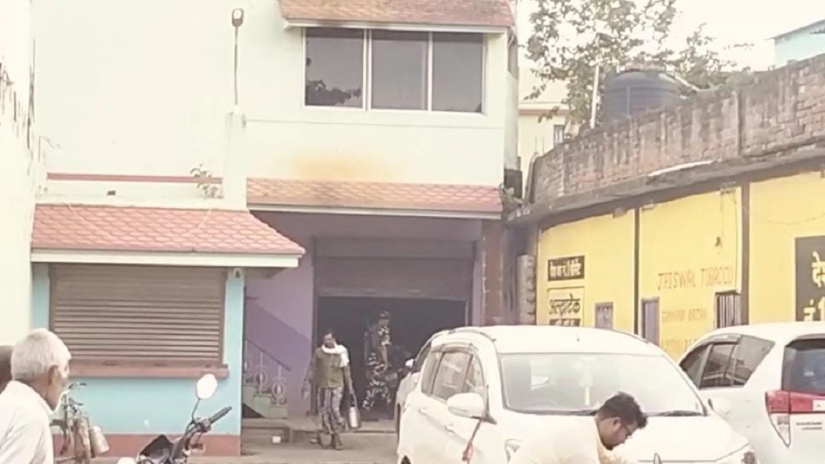 कटिहार में बड़े मक्का कारोबारी राजेश चौधरी के आवास व गोदामों पर IT की बड़ी छापेमारी, कारोबारियों में मची खलबली?
