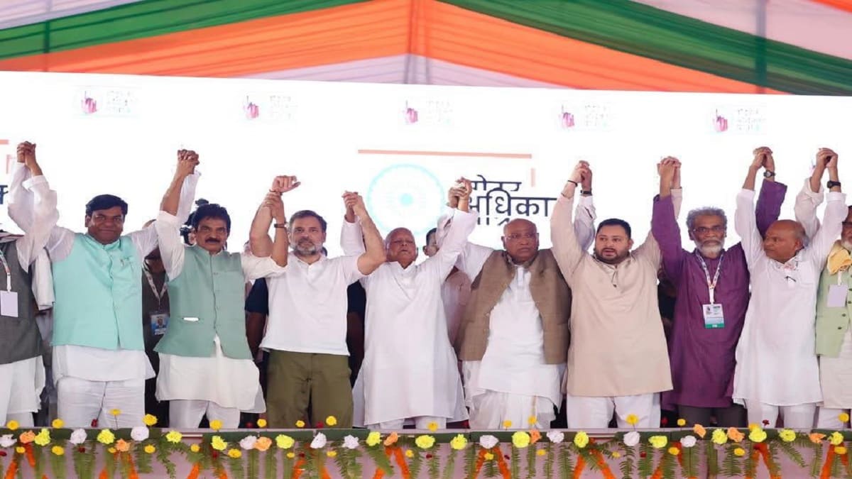 राहुल ने EC पर भी खड़े किए गंभीर सवाल, कहा देश की कोई भी अदालत अब चुनाव आयोग पर केस नहीं कर सकती?