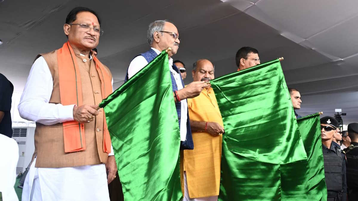 रायपुर-जबलपुर इंटरसिटी ट्रेन के लिए सीएम साय ने प्रधानमंत्री मोदी के साथ रेल मंत्री का जताया आभार, कहा-पर्यटन, व्यापार के साथ शिक्षा को मिलेगा बढ़ावा…