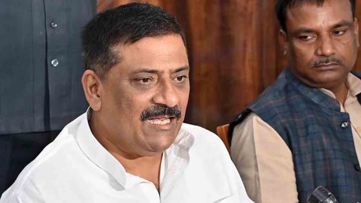 तेजस्वी यादव के वोटर लिस्ट विवाद पर जदयू का पलटवार, संजय झा बोले- दो जगह नाम होना क्या संविधान में है?