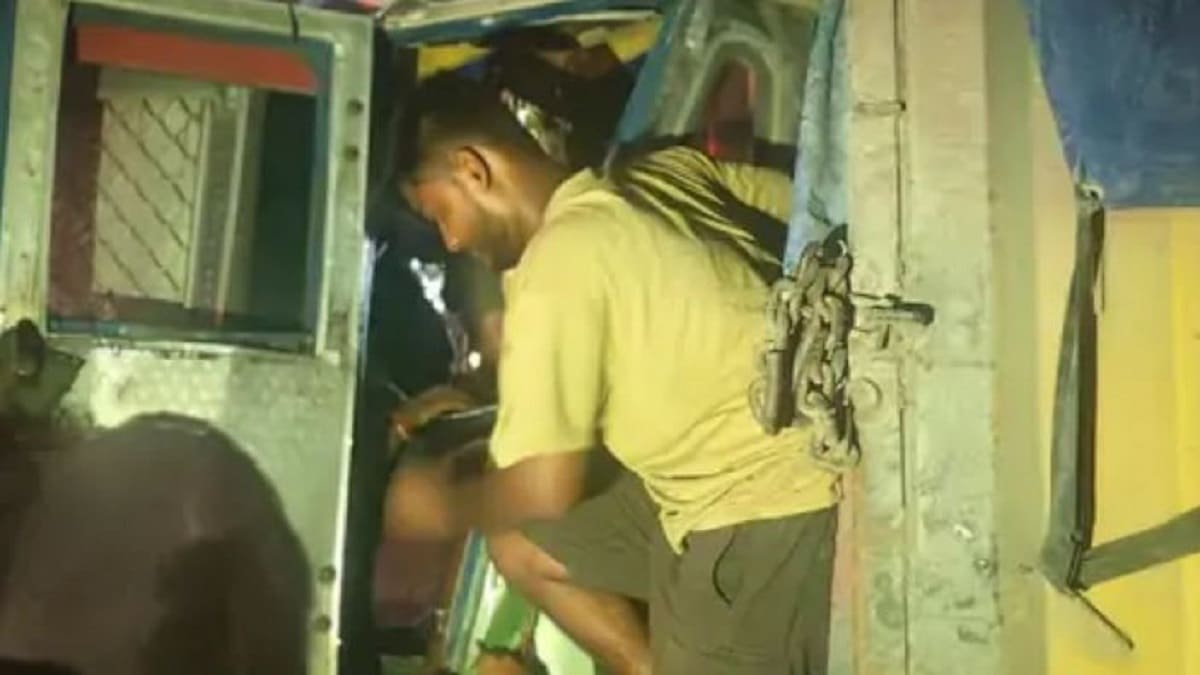 मुजफ्फरपुर में हाईवे पर भीषण हादसा, चार वाहन आपस में टकराए, एक चालक गंभीर घायल