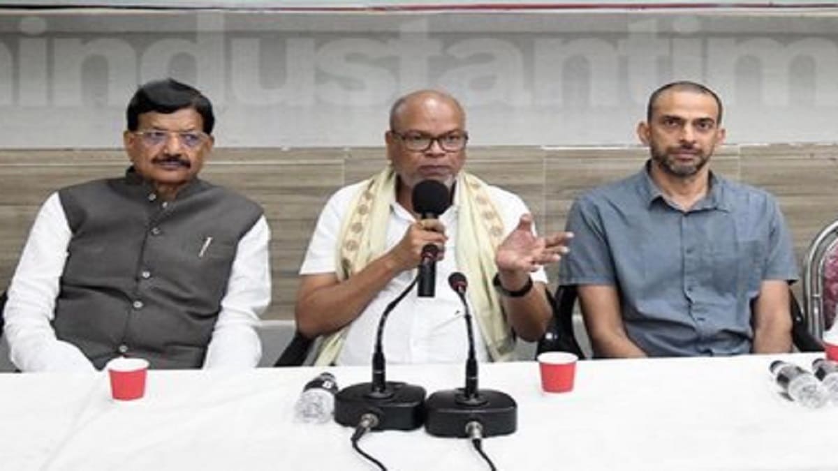 राहुल गांधी की ‘वोटर अधिकार यात्रा’ की होगी शुरुआत, कांग्रेस अध्यक्ष राजेश राम बोले- ये बिहार के मतदाताओं के हक़ की लड़ाई है