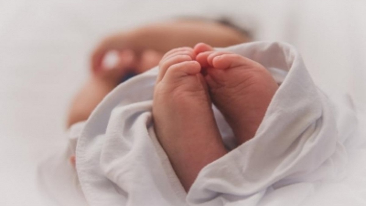शर्मनाक: महज 10 हजार के लिए सूदखोर ने ढाई महीने की बच्ची को बनाया बंधक, कर्ज चुकाने में असमर्थ थी मां