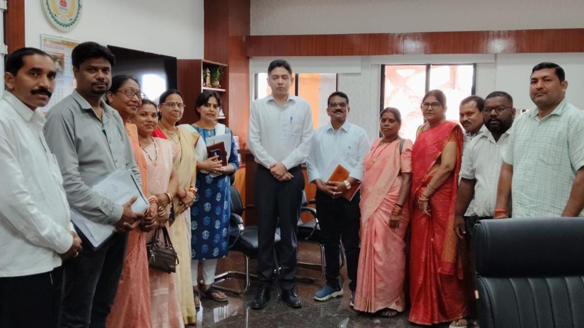 प्रदेश स्वास्थ्य मितानिनों के वेतन में 50% राशि वृद्धि को मिली मंजूरी: 32 दिन से जारी अनिश्चितकालीन हड़ताल की स्थगित