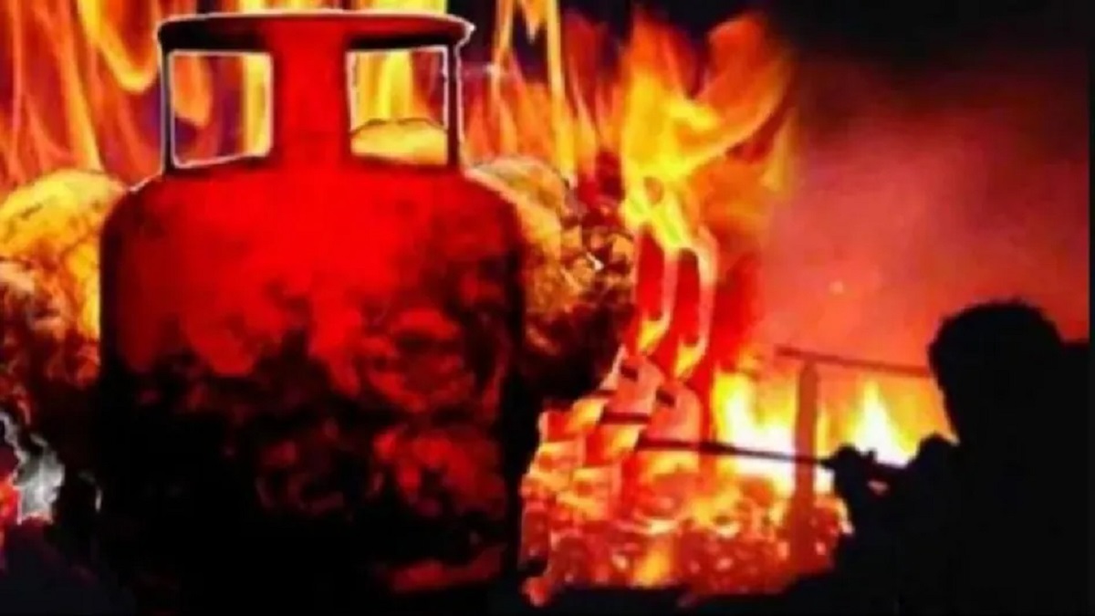 सहरसा में गैस सिलेंडर ब्लास्ट होने से शिक्षक की मौत, मकान मालिक गंभीर रूप से झुलसा