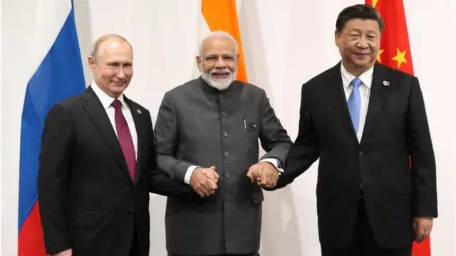 ‘लगता है हमने भारत-रूस को चीन के हाथों खो दिया’, रूस-चीन-भारत की दोस्ती से बौखलाए ट्रंप, तीनों नेताओं की तस्वीर शेयर करते हुए लिखा- ‘NO COMMENTS’