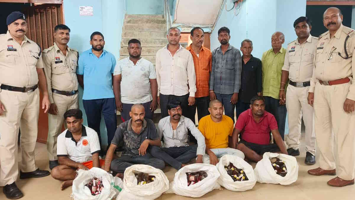 त्योहारी सीजन में शराब की बहार, 11 कोचियों के खिलाफ दर्ज हुआ मामला, 5 को भेजा गया जेल…