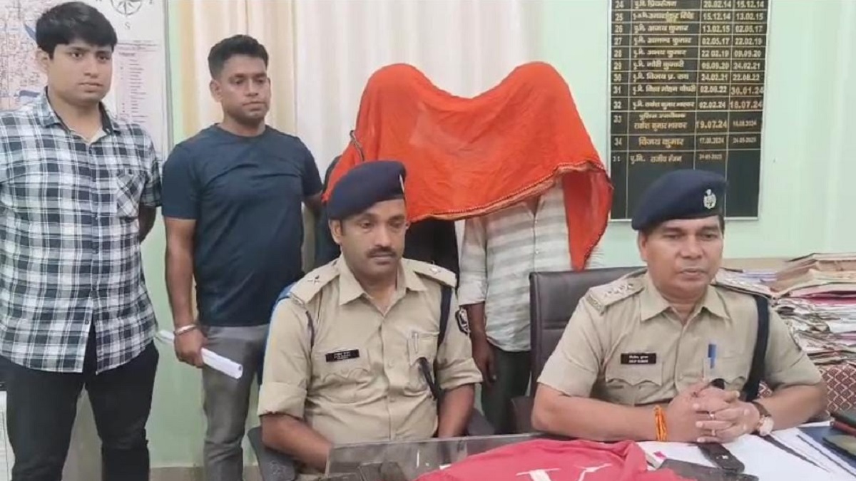खुलासा: 5 करोड़ रंगदारी केस का मास्टरमाइंड निकला अपना ही खून, पैसे नहीं देने पर दी थी जान से मारने की धमकी, दो गिरफ्तार