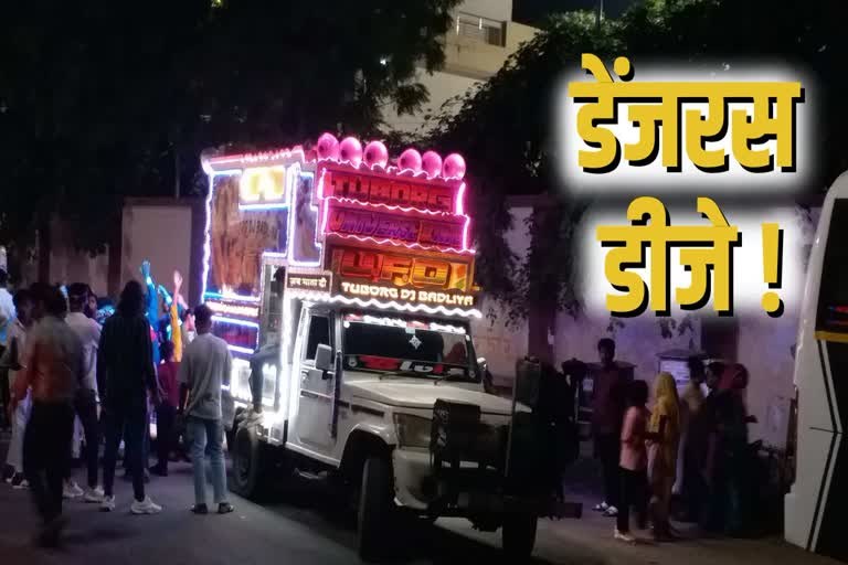 ‘तेज आवाज ने मेरी बेटी को मार डाला…’ DJ की कानफोड़ू आवाज़ से 2 महीने की मासूम की मौत के बाद थाने पहुंचा पिता, पुलिस को बताया दर्द