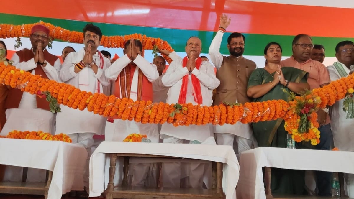 भोजपुर में मंत्री हरी सहनी का बयान, कुछ लोग झूठ बोलकर करते हैं राजनीति, बिहार में विकास की बहार