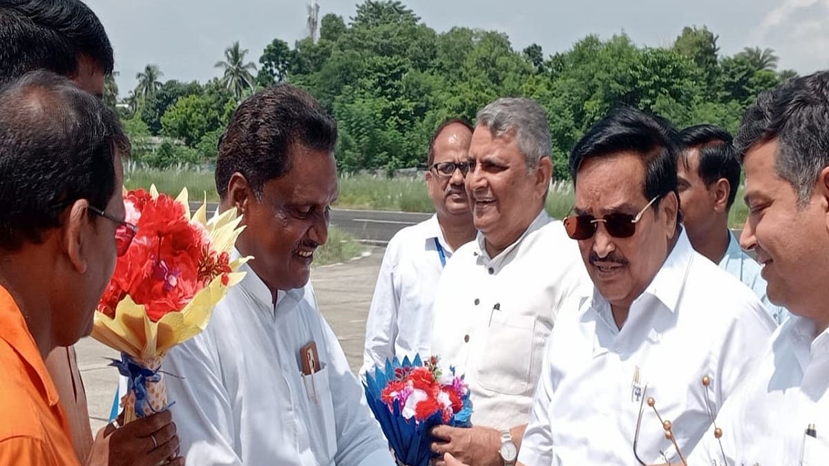 केंद्रीय मंत्री बोले बिहार में तेजी से चल रहा है विकास का काम, निरीक्षण के दौरान अधिकारियों को दिया दिशा निर्देश