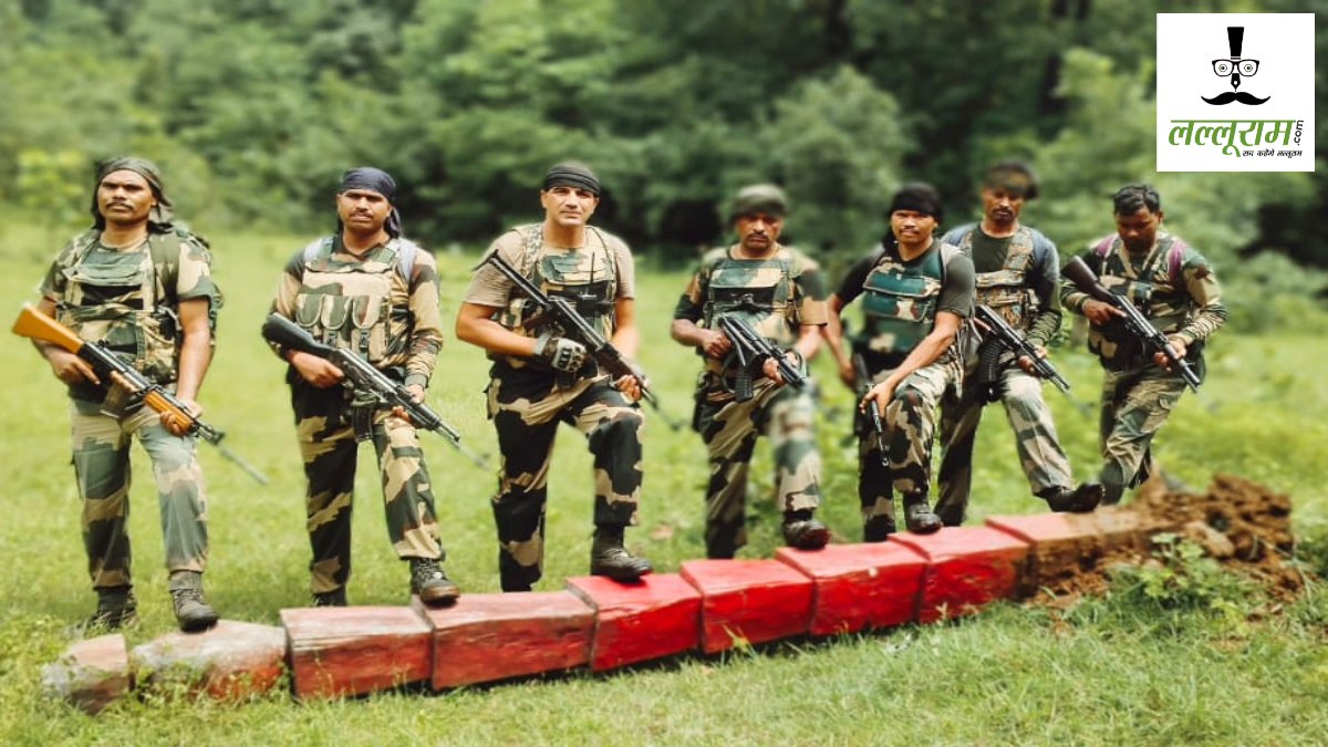 CG News : नक्सली नागेश का 14 फीट ऊंचा स्मारक धवस्त, BSF जवानों ने की कार्रवाई, देखें VIDEO