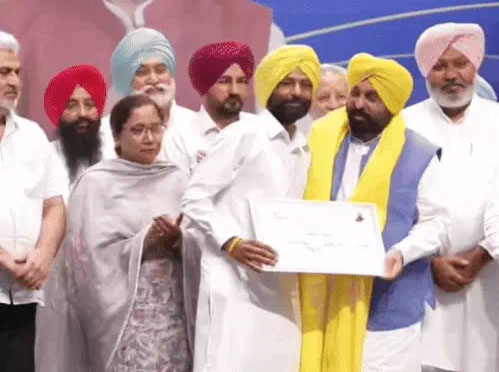 पंजाब में बाढ़ की भयावह स्थिति, आबकारी विभाग ने CM राहत कोष के लिए दिया 50 लाख का चेक