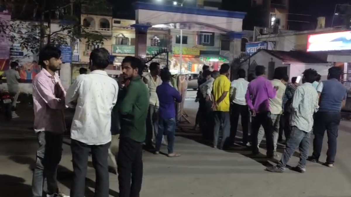 दर्दनाक हादसा: तलाई में डूबने से एक ही परिवार के तीन सदस्यों की मौत, गांव में पसरा मातम 