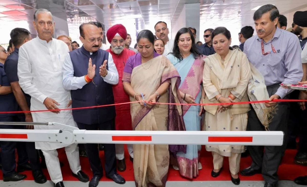 Delhi: दिल्ली को मिला मल्टी-लेवल कार पार्किंग का तोहफा, CM रेखा गुप्ता ने किया उद्घाटन, भीड़ और पार्किंग की समस्या होगी खत्म!
