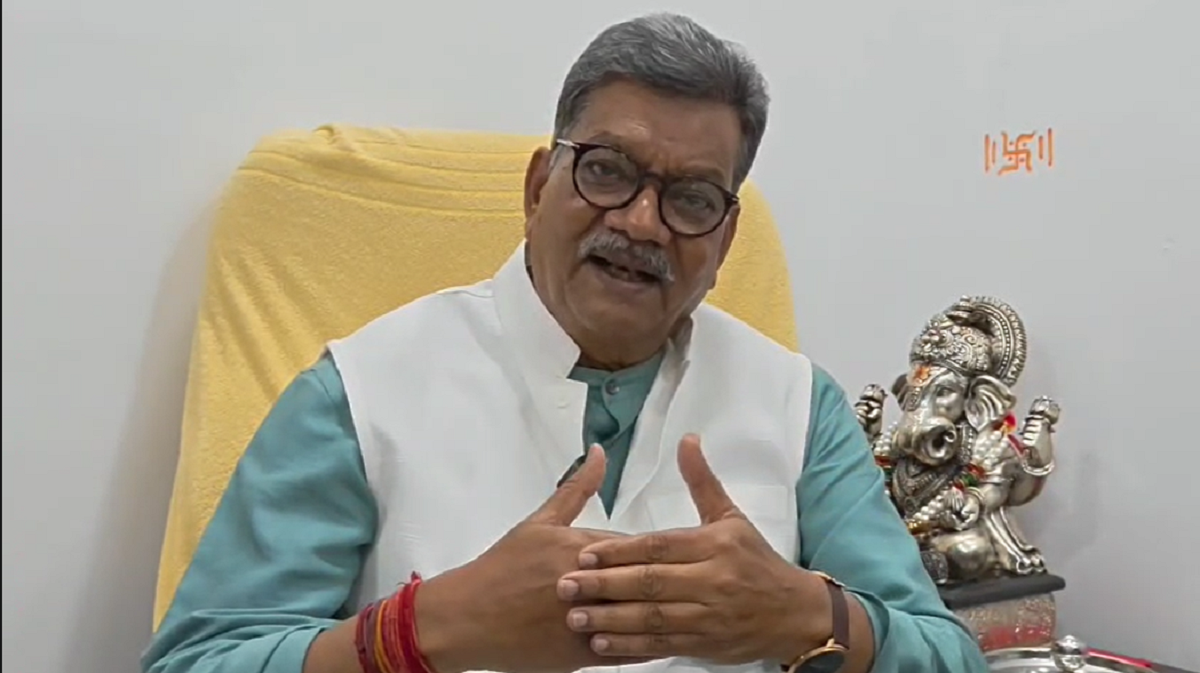 CG News : बिजली दरों में बढ़ोतरी को लेकर नेता प्रतिपक्ष महंत ने सरकार पर साधा निशाना, कहा- बिजली बिल हाफ योजना बंद और प्रति यूनिट 20 पैसे की वृद्धि से हर वर्ग परेशान