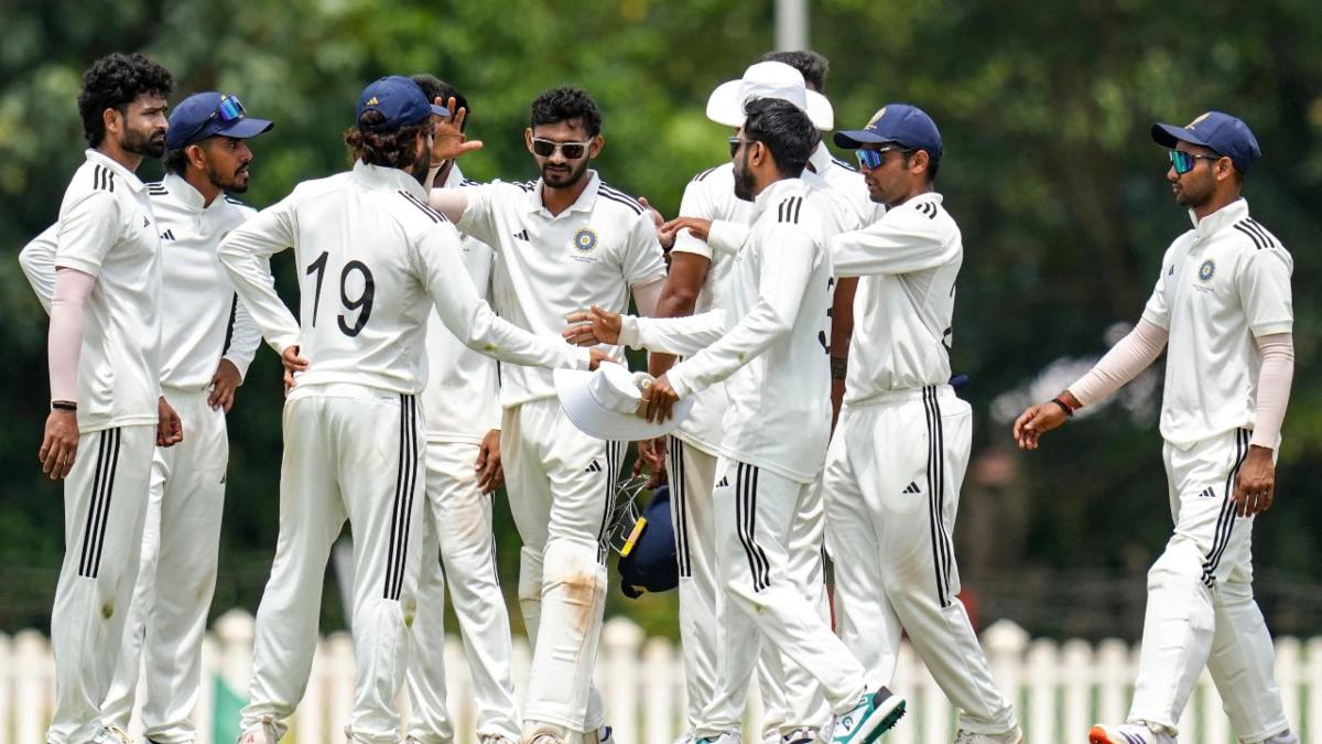 Duleep Trophy 2025 Final: रजत पाटीदार की कप्तानी में सेंट्रल जोन ने साउथ जोन को हराया, 11 साल बाद जीता खिताब