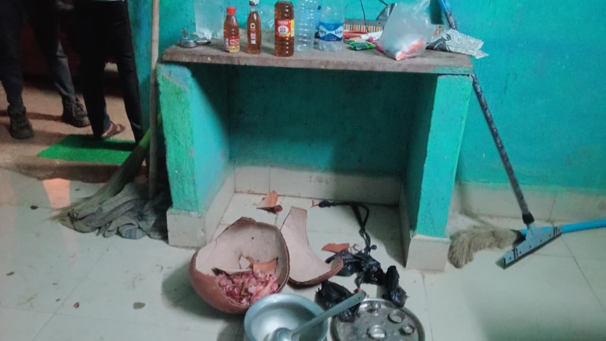 गौशाला में रात के अंधेरे में दारू-मुर्गा पार्टी, गौ-सेवकों की सूचना पर भागे आरोपी