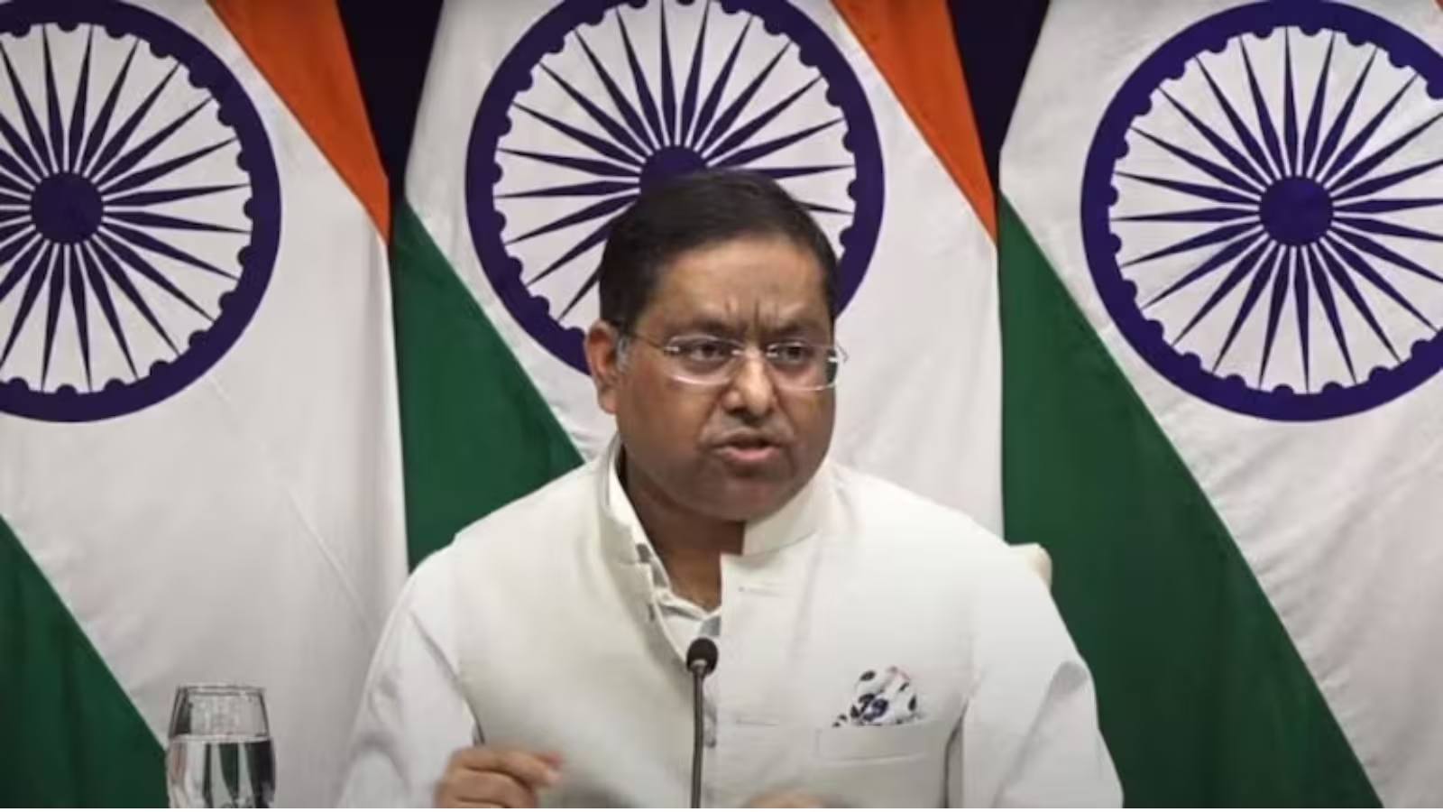 ‘गलत और भ्रामक…’, ट्रंप के करीबी के ‘ब्राह्मण मुनाफाखोर’ वाली टिप्पणी पर भड़का विदेश मंत्रालय, सुनाई खरी-खरी