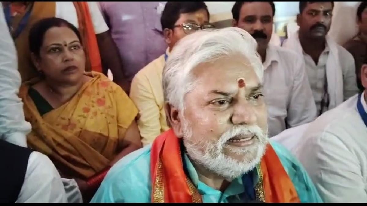 सहरसा में मंत्री प्रेम कुमार का तेजस्वी पर हमला, पूरा परिवार घोटालों में लिप्त, बोलने का नैतिक अधिकार नहीं