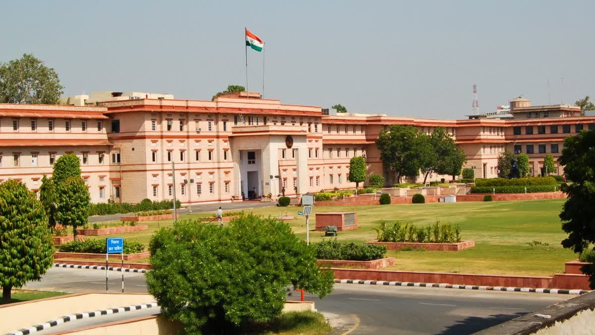 Rajasthan News: रिश्वत कांड में गिरफ्तार RAS अफसर को मिली पोस्टिंग, मोहन दान रत्नू बने सीएम भजनलाल के OSD