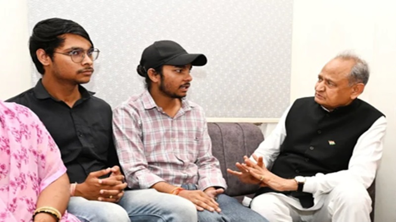 Rajasthan News: कन्हैयालाल हत्याकांड पर गहलोत का निशाना- हमारी सरकार होती तो सालभर में सजा दिला देते