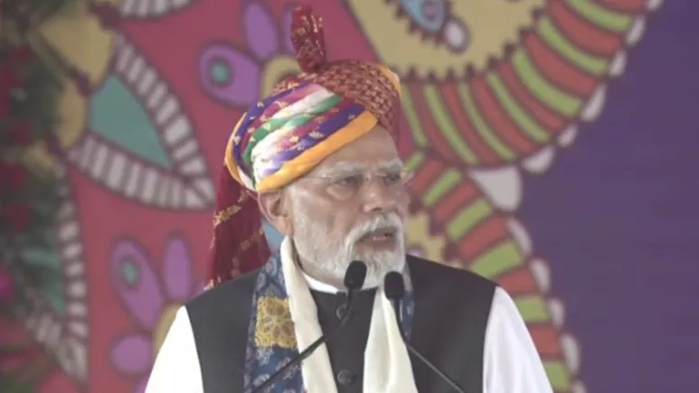 PM Modi in Banswara: पीएम मोदी ने बांसवाड़ा से राजस्थान को दी 1.08 लाख करोड़ की सौगात