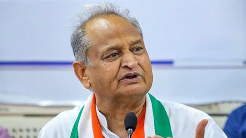 Rajasthan News: बांसवाड़ा दौरे पर पीएम मोदी पर बरसे अशोक गहलोत, कहा- मोदी की गारंटी की निकल चुकी है हवा