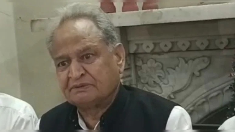 Rajasthan Politics: वसुंधरा होनी चाहिए थीं बीजेपी की चॉइस, राजे को मौका मिलता तो… – गहलोत