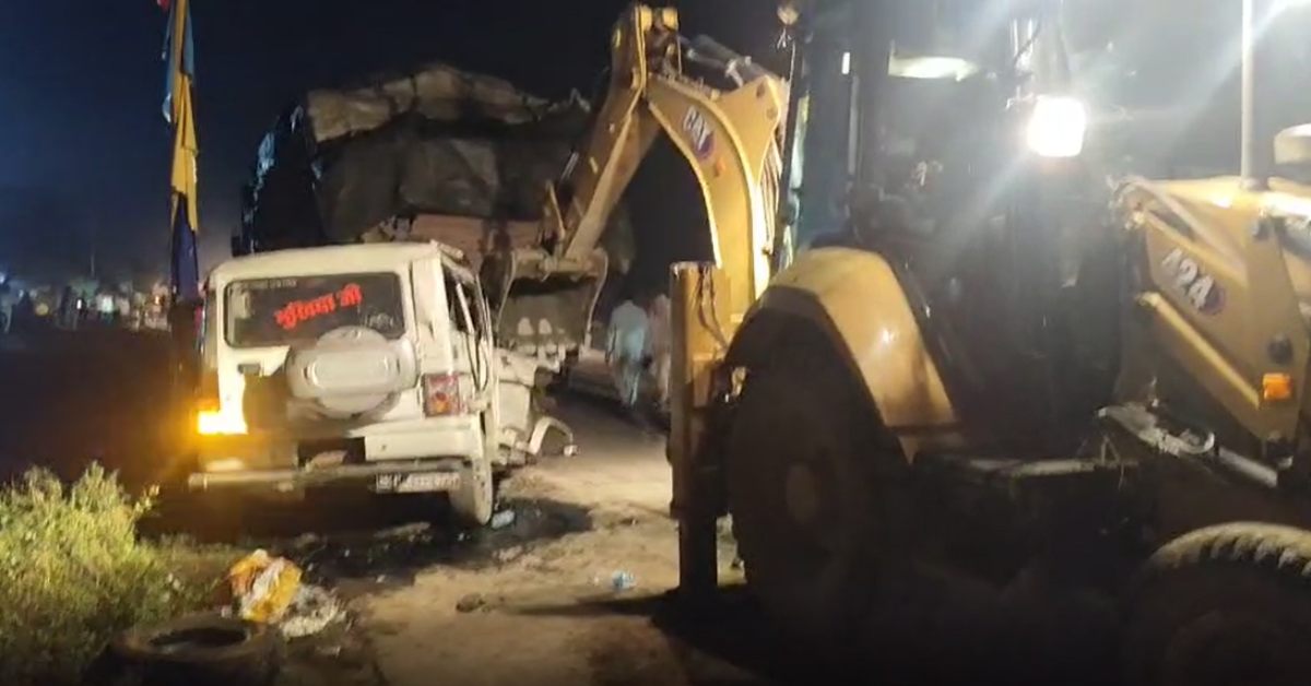 सीधी में दर्दनाक सड़क हादसा: खड़े ट्रक से टकराई बोलेरो, तीन की मौत, तीन लोग घायल, CM डॉ मोहन ने जताया दुख