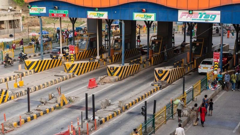 दिल्ली में Toll tax पर मचा बवाल, कांग्रेस ने खटखटाया हाई कोर्ट का दरवाजा, कहा- ‘जिन दिल्लीवालों से जमीन ली, अब उन्हीं से…’