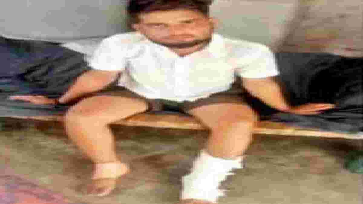 मोबाइल बना जी का जंजालः पत्नी को फोन नहीं दिलाने पर मारपीट कर पति को छत से धकेला, पैर फैक्चर