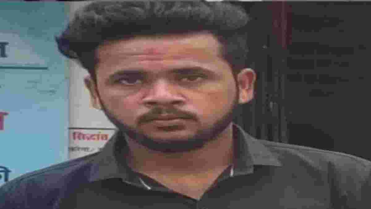 बड़ी खबरः अस्पताल के कैदी वार्ड से कुख्यात अपराधी गार्ड की राइफल लेकर फरार, शॉर्ट एनकाउंटर कर किया था गिरफ्तार, गोली चलाने में माहिर
