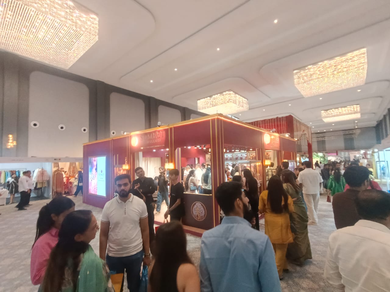 रायपुर में दो दिवसीय ‘द ब्राइडल स्टोरी’ का हुआ आयोजन, लोगों को एक छत के नीचे शादी की तैयारियों का मिला समाधान, फैशन-ज्वेलरी के साथ फूड का दिखा बेमिसाल अनुभव