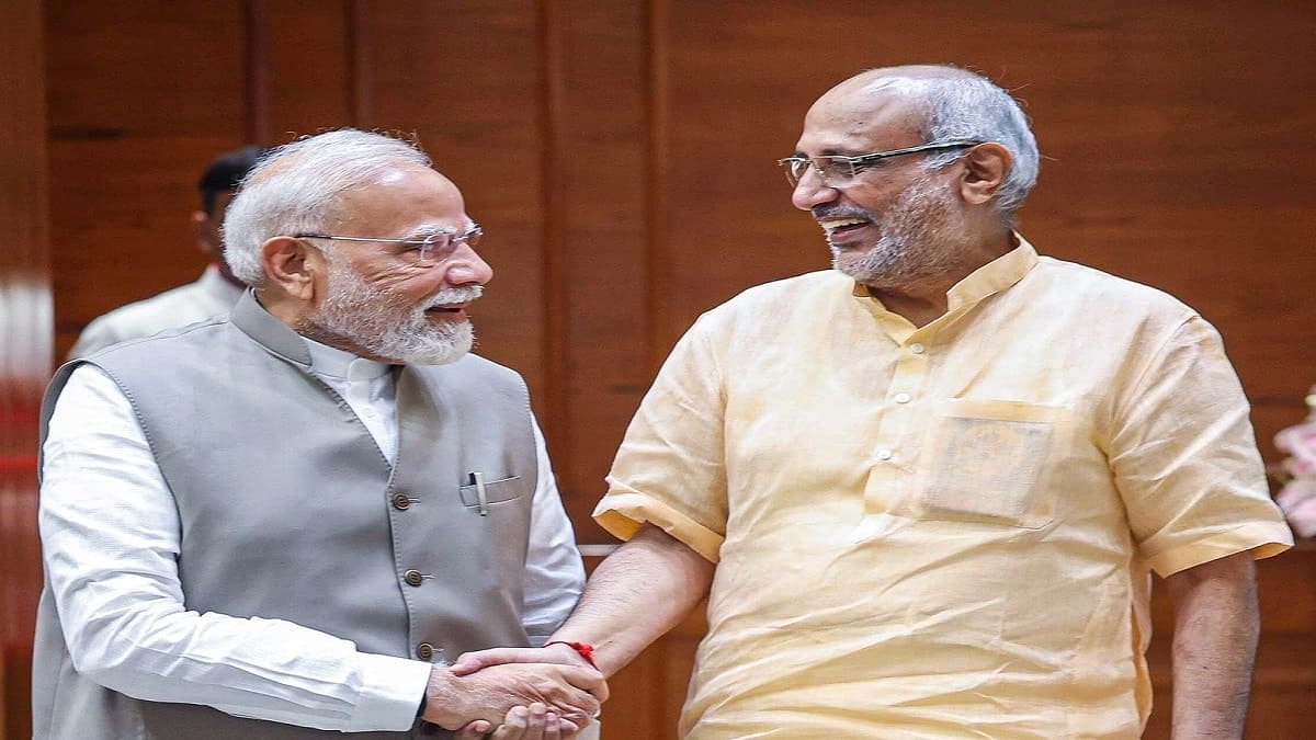 सीपी राधाकृष्णन बने देश के 15वें उपराष्ट्रपति, पीएम और नीतीश कुमार समेत अन्य नेताओं ने दी बधाई, जानें कितने वोटों से जीते