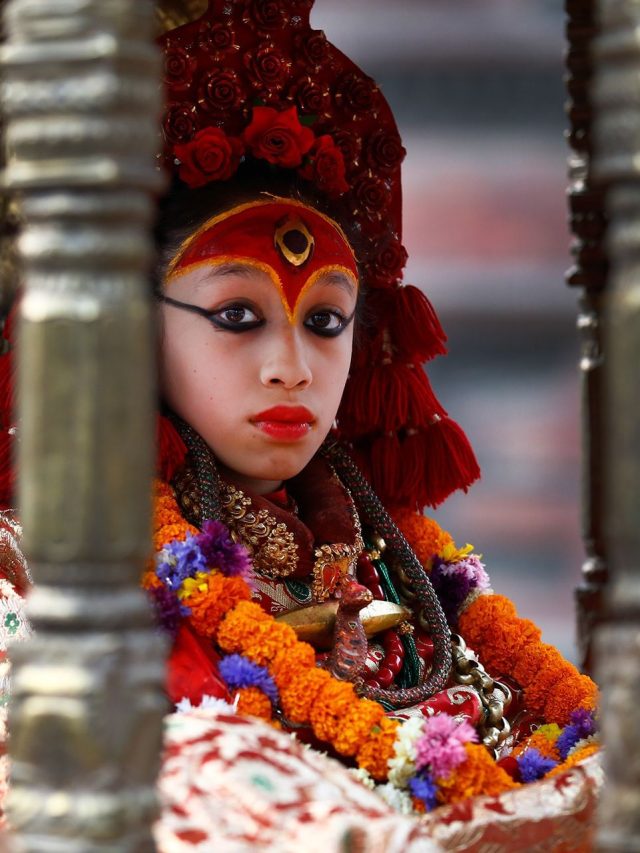 Nepal Kumari Devi: नेपाल में कैसे होता है कुमारी देवी का चयन, जानिये परंपरा