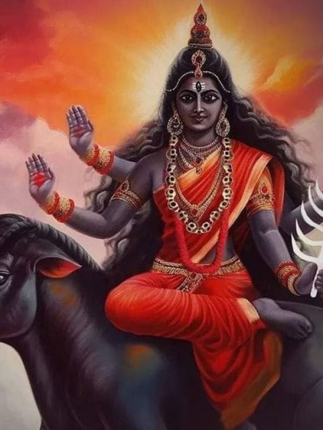 Navratri Day 7: नवरात्रि के सातवें दिन इस विधि से करें मां कालरात्रि की पूजा, जानिये आरती, मंत्र और भोग…