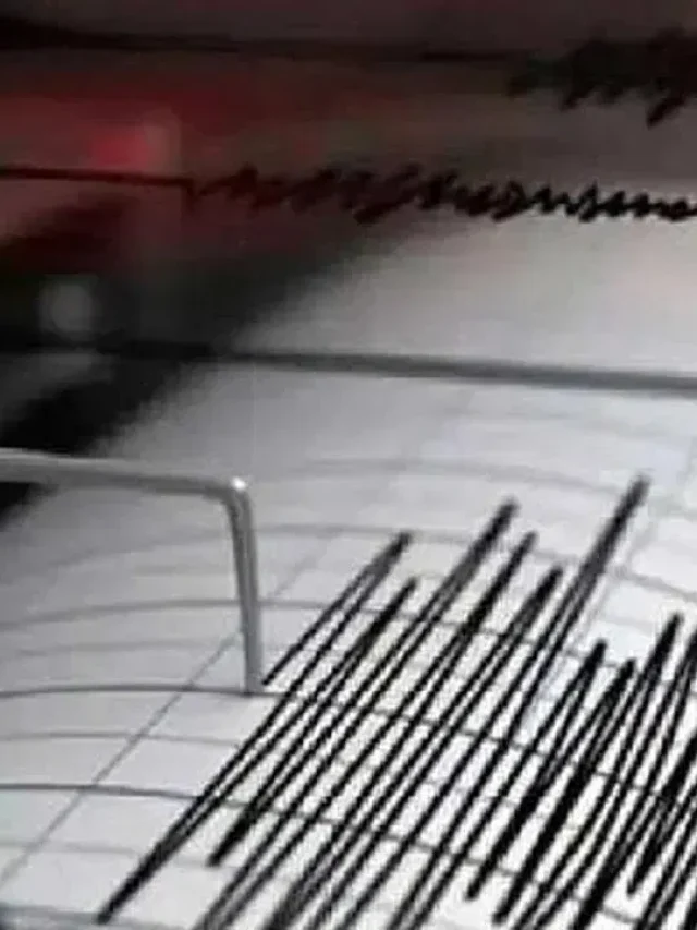 Afghanistan Earthquake: मलबे में तब्दील हुईं इमारतें, 800 से ज्यादा लोगों की मौत