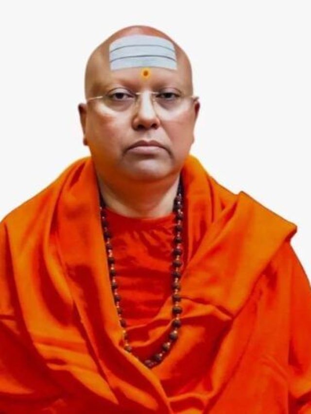 Swami Chaitanyananda Saraswati: आसाराम से लेकर नित्यानंद तक…. इन बाबाओं पर लग चुके हैं रेप के आरोप