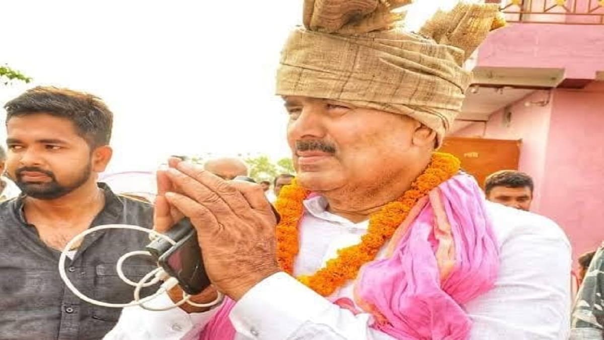 जनसभा में ददन यादव का आरोप, विधायक को नहीं इलाके की जानकारी, सांसद को नहीं जिम्मेदारी का एहसास