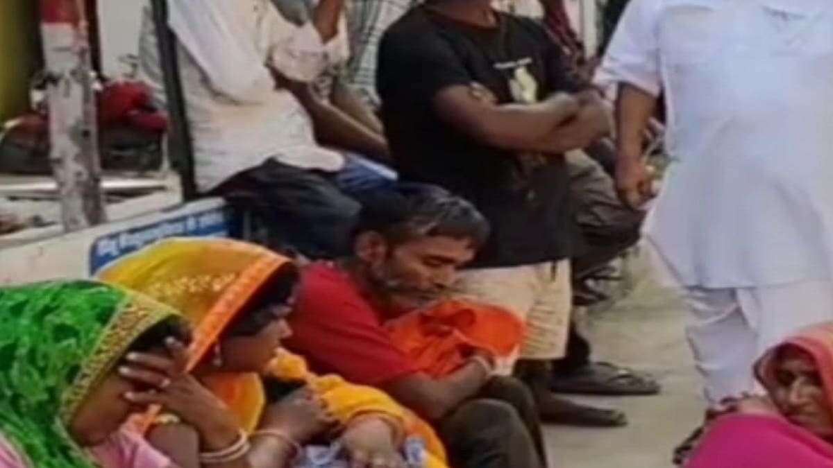 बेगूसराय में मां के मोबाइल छीनने पर गुस्साई बेटी ने की आत्महत्या, इलाज के दौरान हुई मौत